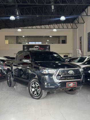 TOYOTA HILUX 2.8 SRX 4X4 CD 16V DIESEL 4P AUTOMÁTICO